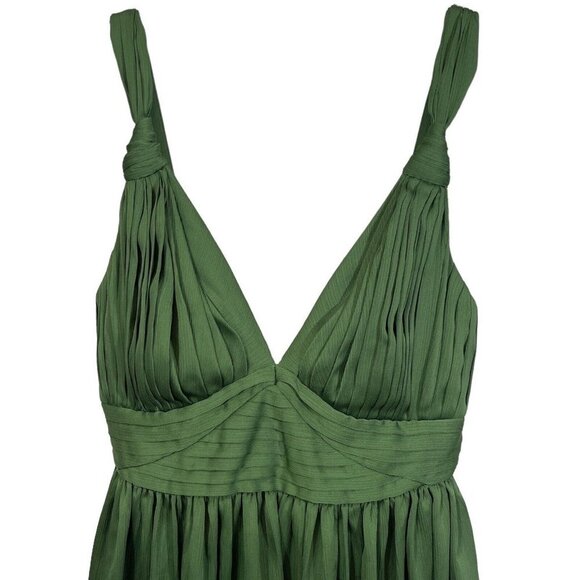 Elegant Green Prom Dress - Picture 3 of 12